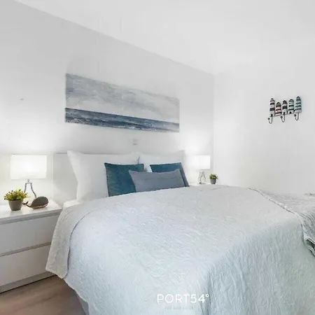 With 2 Bedrooms * Emmelsbüll-Horsbüll