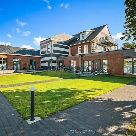 With 2 Bedrooms